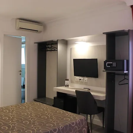 Galileo Luxury Terrace Suites Rome-3